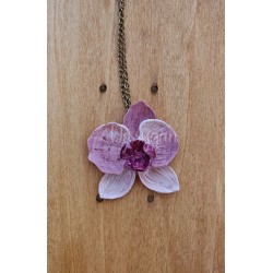 Collier sautoir fleur orchidée